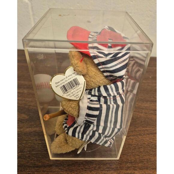Vintage Ty Beanie Baby Baseball Bear Plush Toy in Display Case - Picture 5 of 7